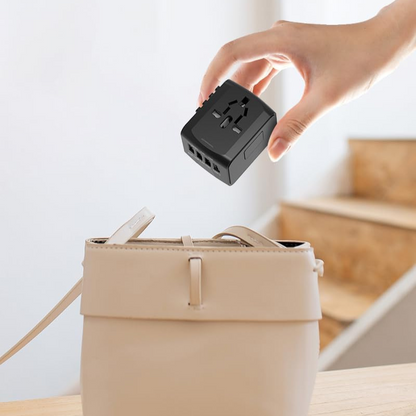 PlugMate™ |  En kompakt adapter til at oplade alle enheder, overalt!